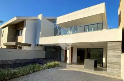 Casa alto padrão, á venda  4 quartos, sauna, piscina, hidro e churrasqueira - vazia e pronta para morar