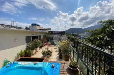 Jardim oceânico - cobertura duplex reformada de 2 suítes com vista para a pedra da gávea. próximo a praça do pomar e metrô. barra da tijuca/rj