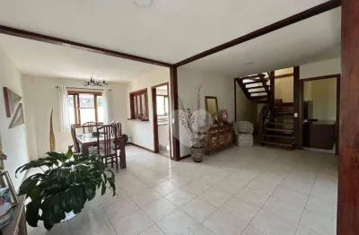 Casa com 4 quartos à venda, 166 m² por r$ 830.000 - recreio dos bandeirantes - rio de janeiro/rj