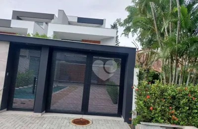 Casa com 5 Quartos, Condomínio Rio Mar,  à venda, 282 m² por R$ 4.900.000 - Barra da Tijuca - Rio de Janeiro/RJ