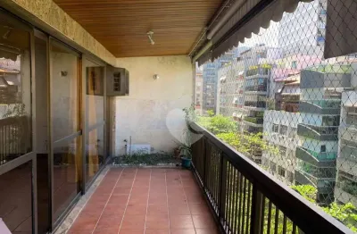 Apartamento com 3 quartos e 3 vagas à venda, com 238 m²  leblon