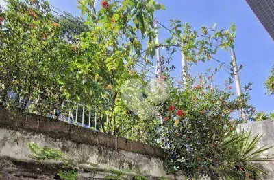 Santa teresa, colado ao largo dos guimaraes!! 2 quartos com dependências, vaga escriturada, excelente localização, r$675,000,00