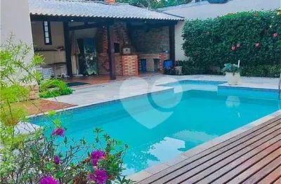 Casa de 4 quartos e 3 suítes a venda,  por r$ 1.500.000 - recreio dos bandeirantes - rio de janeiro/rj