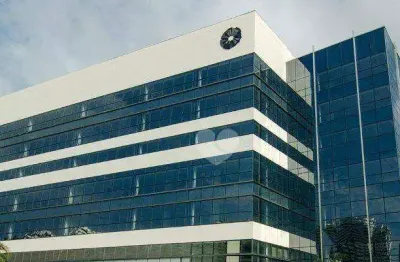 Sala comercial com 133,05 m2 no américas avenue business square