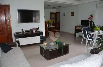 Lindo apartamento com 160m², localizado em uma excelente região!