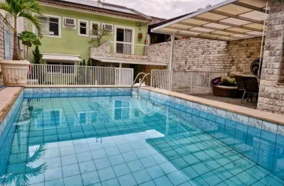 Casa 4 quartos com piscina em condomínio fechado à venda na taquara, 331 m² por r$ 1.100.000
