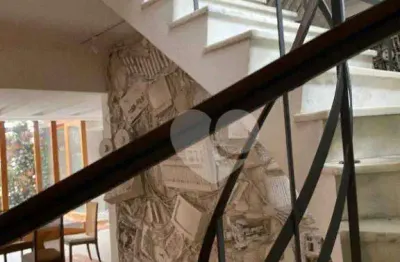 Casa com 4 quartos sendo 2 suítes à venda, 669 m² por r$ 3.980.000 - humaitá - rio de janeiro/rj