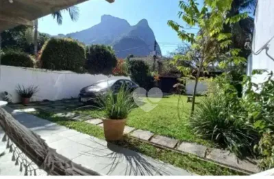 Casa com 4 quartos à venda, 283 m² por r$ 2.200.000 - barra da tijuca - rio de janeiro/rj