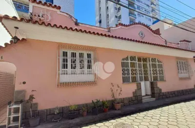 Casa de vila linear e sem condomínio - 3 vagas - ótima localização - r$580.000,00 - méier - rj