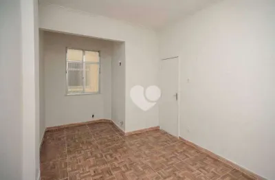 Engenho novo vendo rua condessa belmonte  2 quartos com elevador junto a rua dona romana condomínio barato.