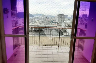 Apartamento a venda na tijuca, 03 quartos, 01 suite, varanda, área de serviço, 02 vagas de garagem.