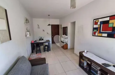 Apartamento com 02 quartos (sendo 01 suíte) em prédio com excelente infraestrutura.