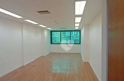 Excelente sala comercial. localização privilegiada no coração do centro da cidade.