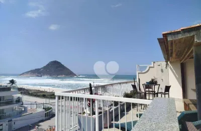 Cobertura com 4 quartos sendo 1 suíte e uma linda vista com 227m² no recreio dos bandeirantes