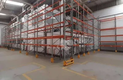 Barracão / Galpão / Depósito com 6 salas para alugar na Estrada Rio São Paulo, --, Campo Grande, Rio de Janeiro