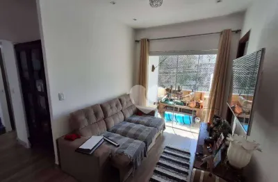 Casa com 03 quartos na tijuca. sol da manhã. perto do metrô da estação uruguai. só 850 metros de caminhada.