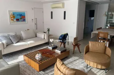 Cobertura duplex no jardim oceânico, próxima à praça do pomar