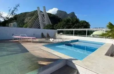 Cobertura duplex exclusiva com vista panorâmica para a pedra da gávea
