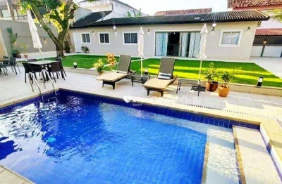 Casa com 5 quartos à venda,  524 m² por R$ 4.000.000 - Barra da Tijuca - Rio de Janeiro/RJ