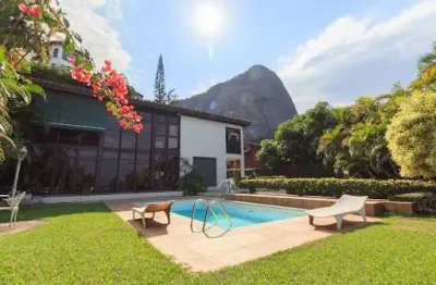 Casa com 5 quartos à venda, 563 m² por R$ 3.300.000 - Joá - Rio de Janeiro/RJ