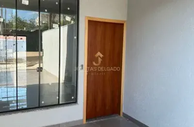 Casa geminada em parque residencial tuiuti, maringá/pr