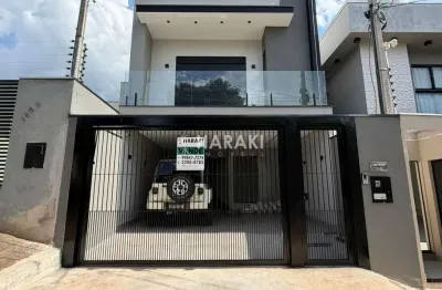 Casa com 4 quartos à venda na Rua Pioneira Nair dos Santos Tavares, 171, Jardim Parque do Horto, Maringá