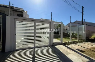Casa com 3 quartos à venda na Rua Santa Joaquina de Vedruna, 1105, Zona 05, Maringá