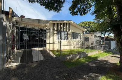 Casa com 3 quartos à venda na Rua Alfredo Andersen, 237, Zona 05, Maringá