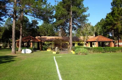 Maravilhoso sitio em atibaia aceita permuta piscina churrasqueira quadra et