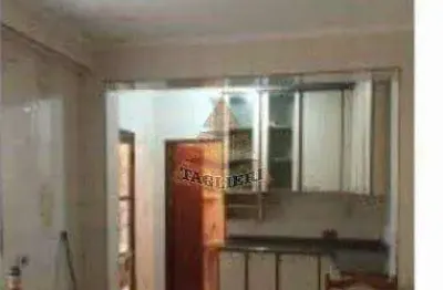 Sobrado de vila,3 dormitórios, sem vaga(estaciona em frente),170 metros