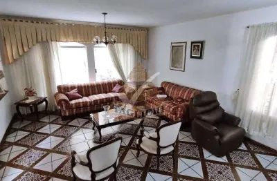 Sobrado  ideal para clínicas, consultórios, escola - anália franco