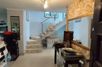 Aluga-se sobrado comercial - 264m em exelente localização