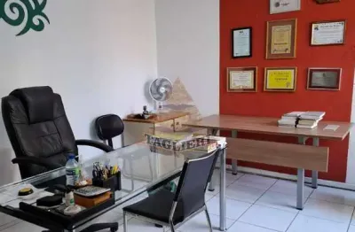 Casa tatuapé com 240m² abaixo da avaliação!! raridade! 4 quartos, 2 vagas