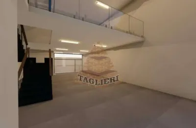 Prédio comercial novíssimo, com arquitetura imponente e design