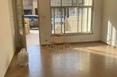 Aluga-se sobrado tatuapé, 02 quartos com vaga. oportunidade