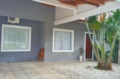 Casa para venda em florianópolis, rio vermelho, 3 dormitórios, 1 banheiro, 1 vaga