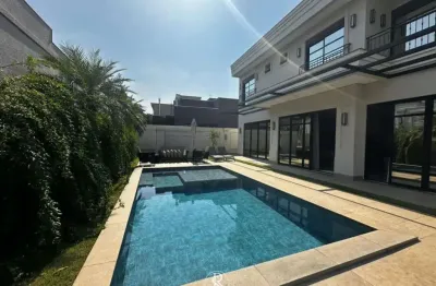 Condomínio alphaville sobrado um verdadeiro espetáculo de arquitetura e conforto em um terreno de 676 m² com 424 m² de área construída