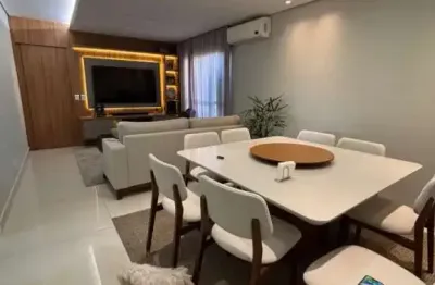  apartamento todo reformado de 3 quartos no condomínio solar das flores.