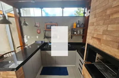 Apartamento térreo com área externa privativa no chapada dos montes