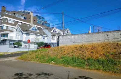 Terreno à venda no Campina do Siqueira, Curitiba  por R$ 579.000