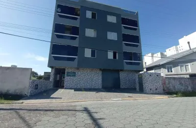 Residencial atlantis: apartamento próximo a beira mar na praia do mar grosso.
possui 2 dormitórios, sala,cozinha, lavandeira e banheiro.
1 vaga de garagem.
analisa permuta por imoveis de menor valor e