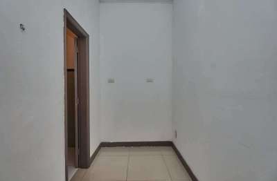 Excelente sala dividida em recepção, 2 salas com ar condicionado e b