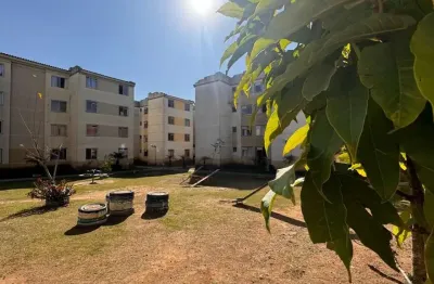Apartamento lindissimo  no ganchinho , residencial iguaçu !!!!

imóvel contendo :
- 2 quartos amplo
- sala para dois ambientes
- cozinha arejada
- banheiro social com box
- 1 vaga de garagem 

condomi