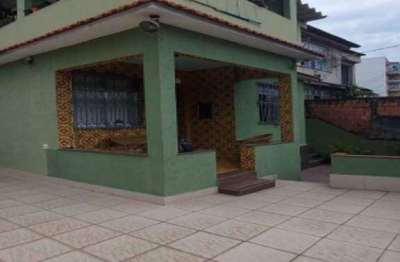 Ampla e confortável casa padrão, 5 minutos do norte shoppinhg e enge