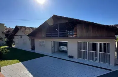 Casa com 3 quartos à venda na Rua Heinrich Hass, Centro, Pomerode
