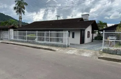 Casa com 3 quartos à venda no Centro, Pomerode 