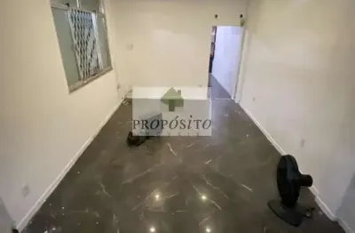 Casa com 2 quartos para alugar em Bangu, Rio de Janeiro 