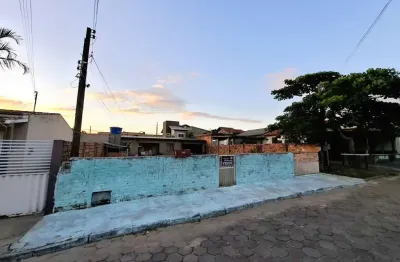Casa com 2 quartos à venda na Cabeçuda, Laguna 