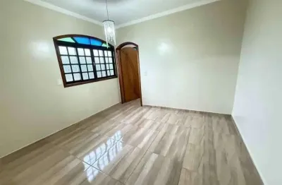Encante-se com essa charmosa casa em pirituba, são paulo. com uma entrada a partir de 30.000 além de parcelas a combinar. 

o imóvel conta com 2 dormitórios, sendo 1 suíte, e 2 banheiros, proporcionan