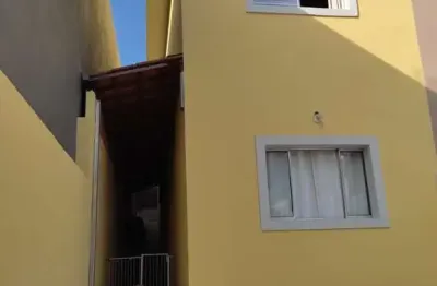 Casa para venda na vila silviânia em carapicuíba/sp 

️ imóvel germinado com 03 dormitórios amplos, sala grande, cozinha, área de serviço, 02 banheiros, 02 vagas de garagem e quintal grande aos fundos